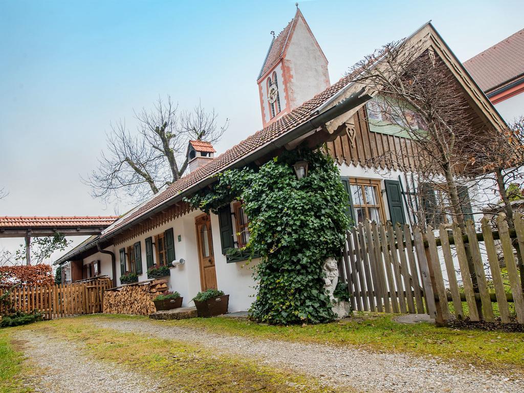 Landhaus Benediktenhof Бад-Тольц Номер фото